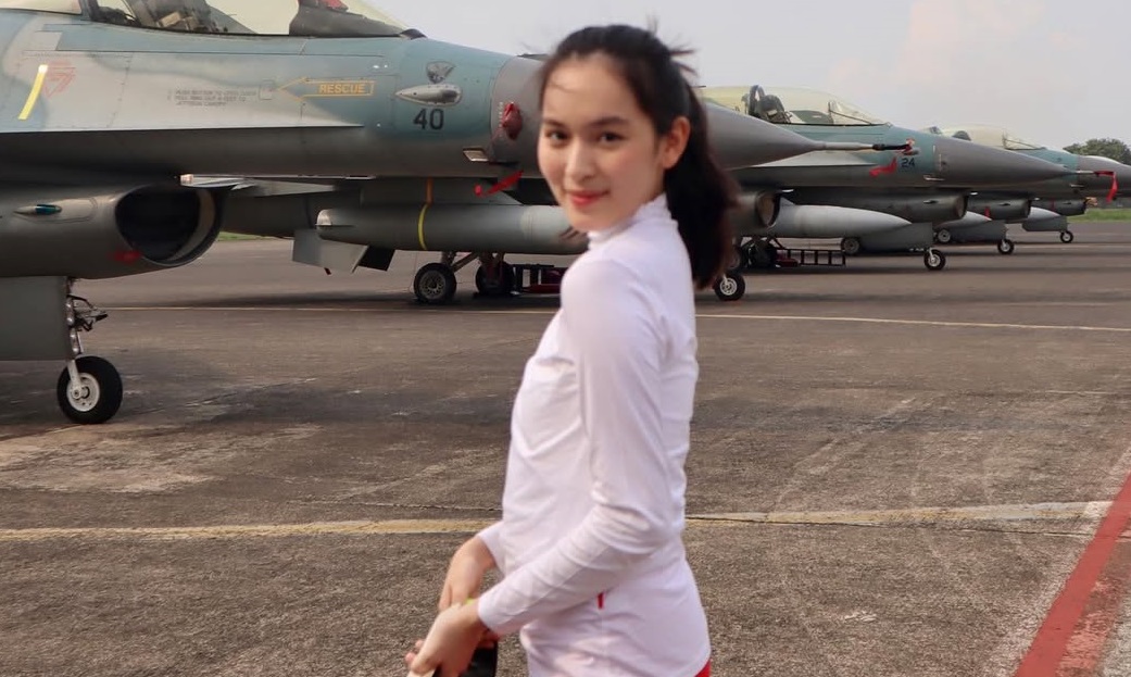 Shana Shannon penyanyi lagu Tanah Airku versi GBK. [Instagram]